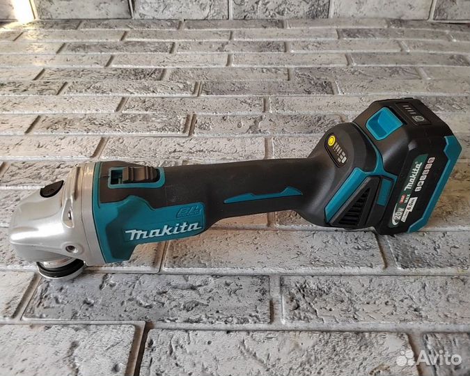 Набор аккумуляторного инструмента makita 8 в 1