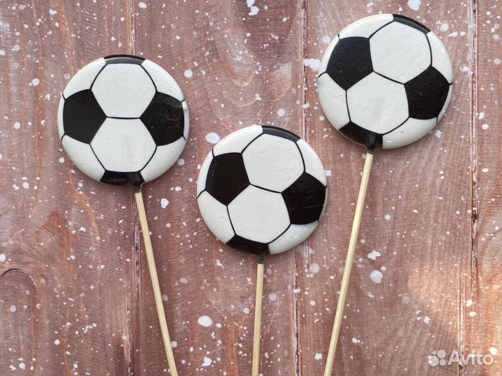 Меренга и леденцы на палочке