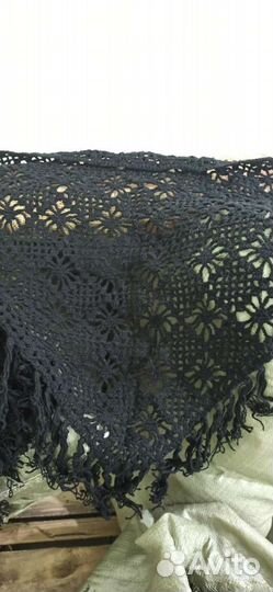 Шали, платки вязаные ручной работы