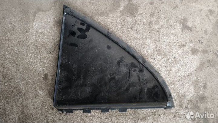 Стекло кузовное глухое заднее правое Toyota
