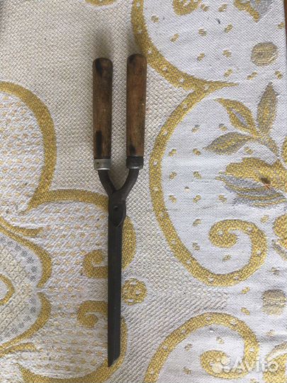 Щипцы для завивки волос старинные