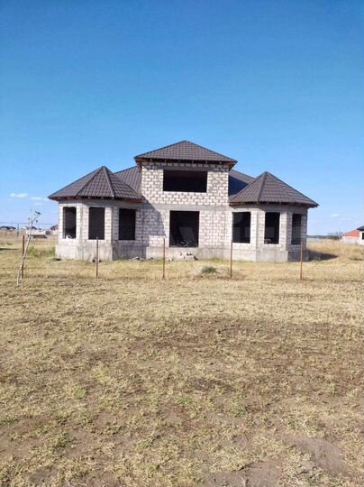 Дом 216 м² на участке 10 сот.