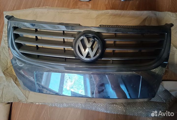 Решётка радиатора на Volkswagen touareg
