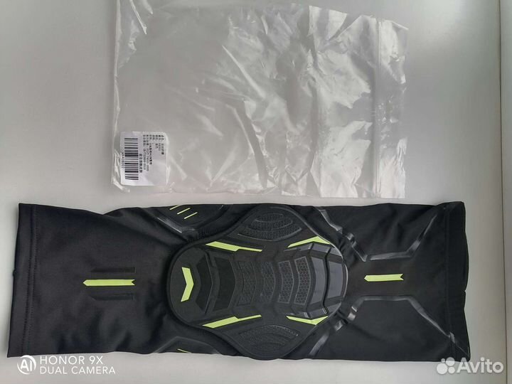 Наколенник защитный