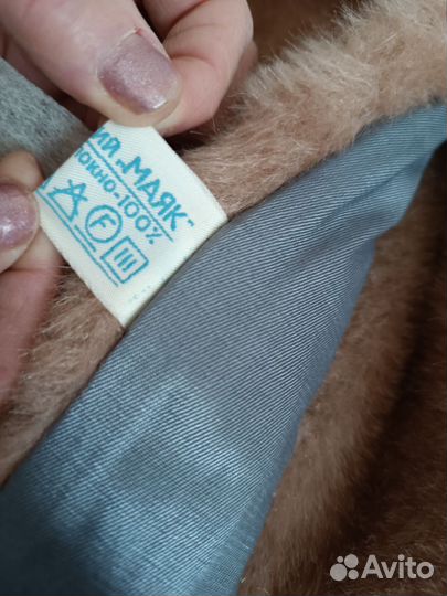 Искусственная шуба короткая бежевая