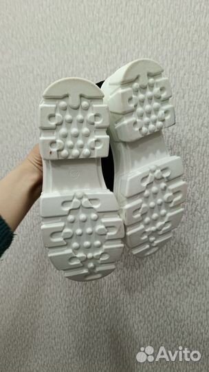 Новая обувь лето весна