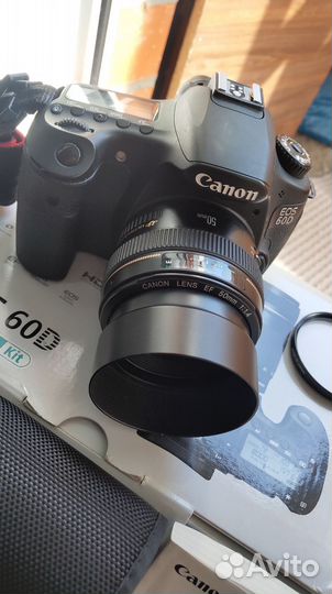 Зеркальный фотоаппарат canon 60d