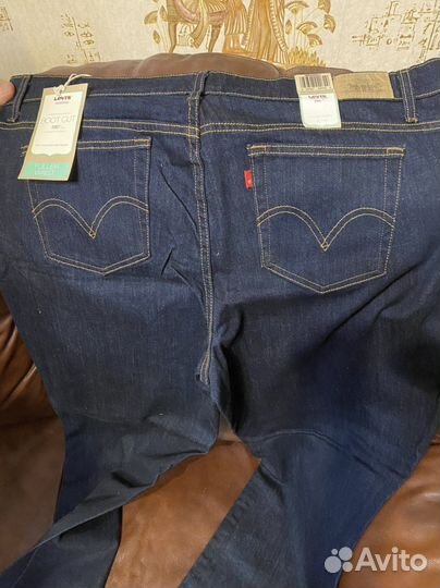 Джинсы женские Levis