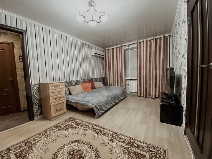 2-к. квартира, 45 м², 1/5 эт.