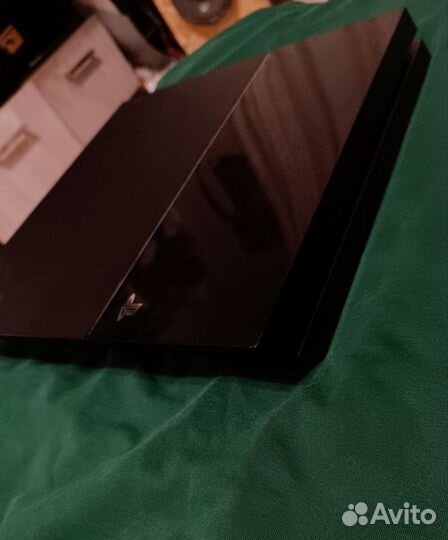 Sony playstation 4 PS4 pro 1tb с играми