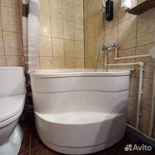 Душевой поддон акриловый б/у 90 *90