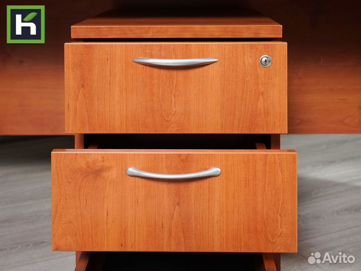 Офисная мебель бу / Готовое решение