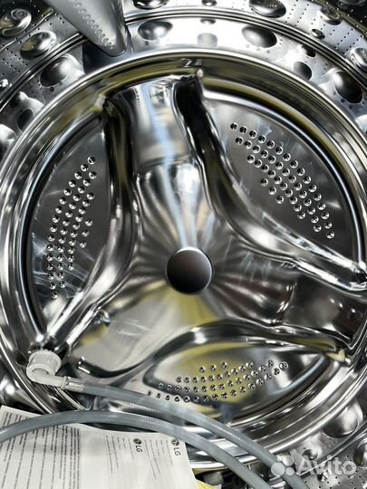 Стиральная машина с сушкой LG