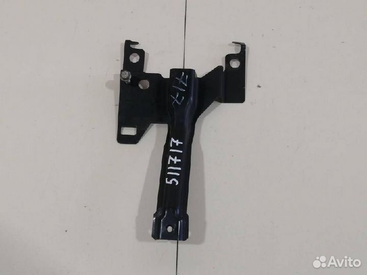 Кронштейн замка капота Mazda CX-7