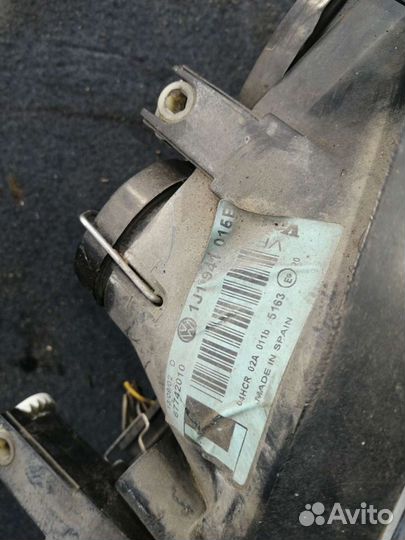 Фара Фольксваген Гольф 4 / Volkswagen Golf 4