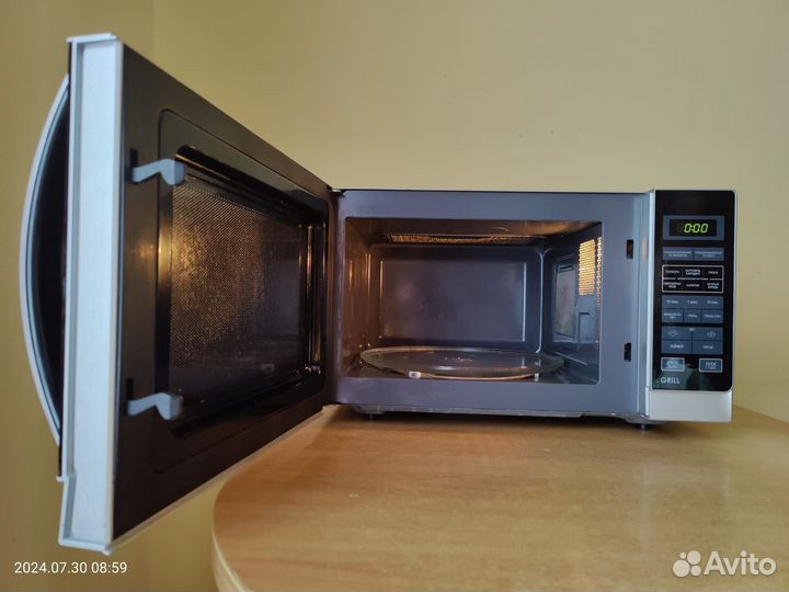 Микроволновая печь Sharp R-7773R