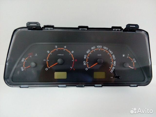 Панель приборов на niva urban (Орандж.)