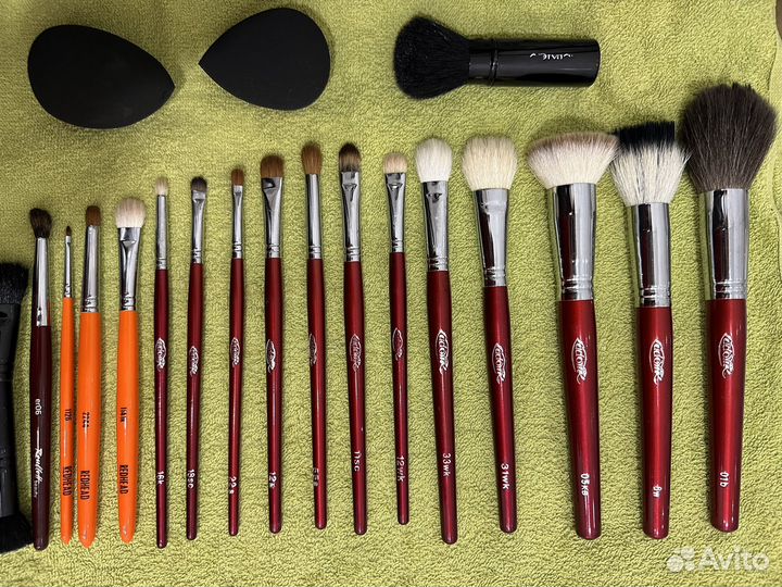 Кисти для макияжа натуральные