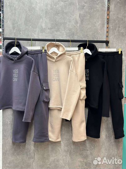 Парные спортивные костюмы