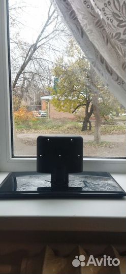 Ножка для телевизора Seiki sc32ht04