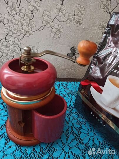 Кофемолка ручная механическая. Жернова