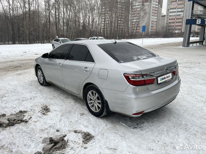 Toyota Camry 2.5 AT, 2015, 210 000 км