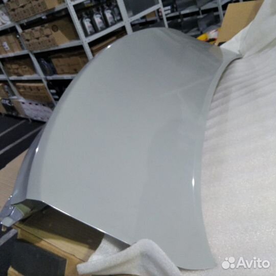 Новая крышка багажника Hyundai Genesis / G80