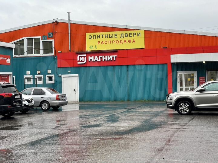 Имущественный комплекс S 1446.3 м² c арендаторами