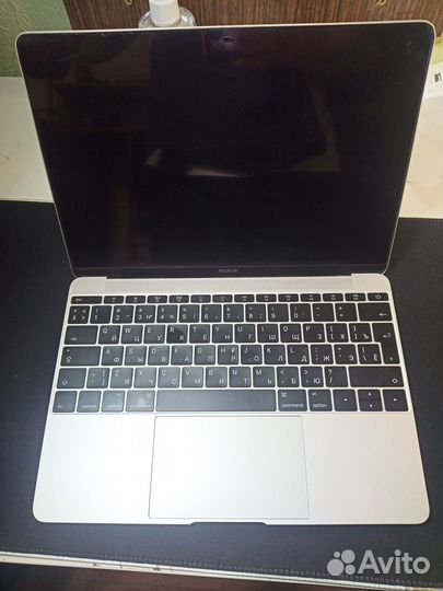 Macbook 12. A1534