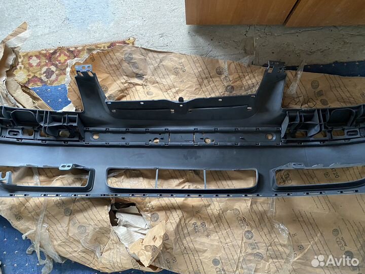 Бампер передний VW Bora