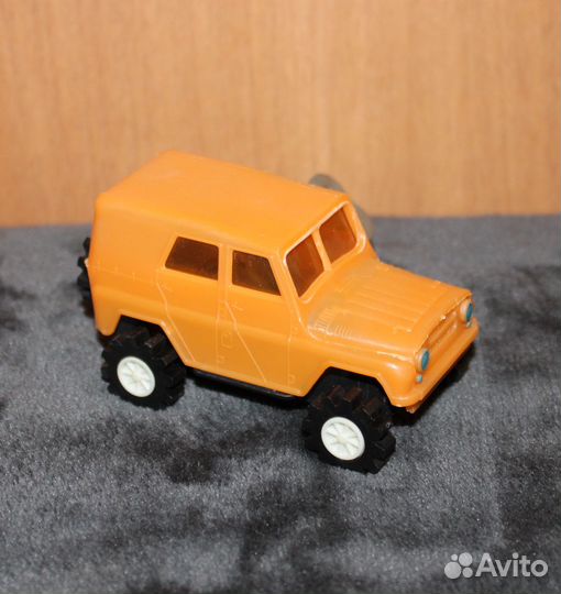 Советская игрушка СССР УАЗ 469 Вездеход