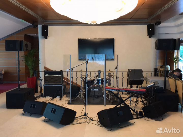 JBL VRX932LAP, VRX918SP, SRX828SP