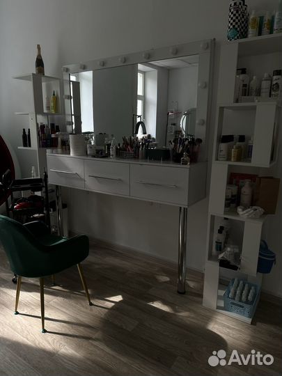 Сдам в аренду место для бровиста/визажиста