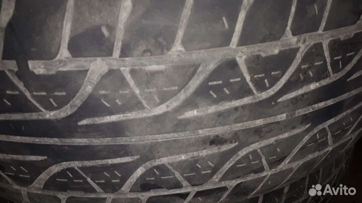 Dunlop Grandtrek AT3 215/65 R16 98