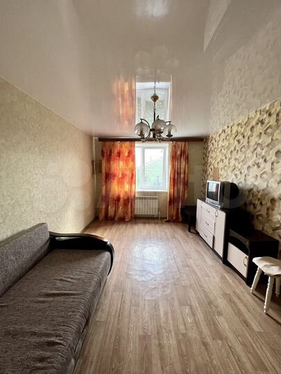 2-к. квартира, 47 м², 3/3 эт.