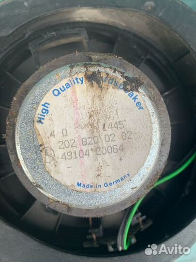 Динамик двери передний правый mercedes W202