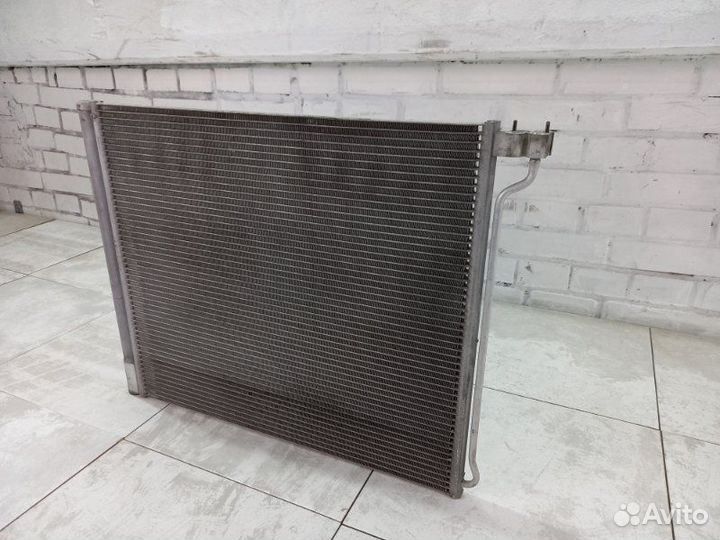 Радиатор кондиционера Bmw X5 E70 N63B44A 2012