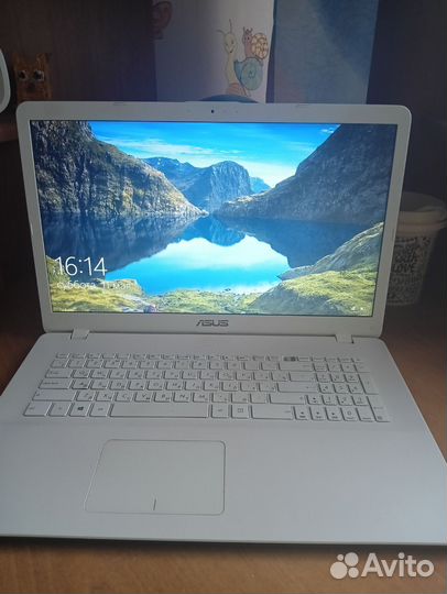 Ноутбук asus vivobook 17