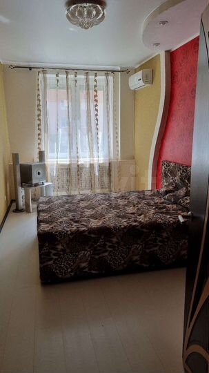 2-к. квартира, 64 м², 1/9 эт.