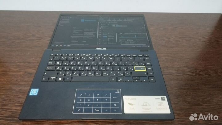 Ноутбук для работы и учёбы Asus Vivobook E410MA