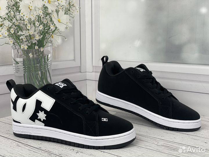 Кроссовки дутыши DC Shoes