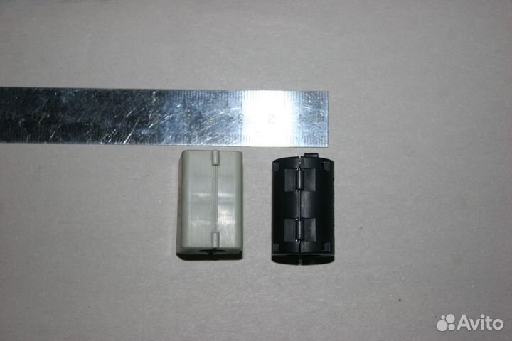 Ферритовые защелки на кабель