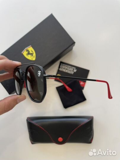 Очки ray ban ferrari