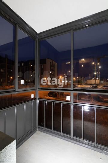 2-к. квартира, 64,3 м², 1/5 эт.