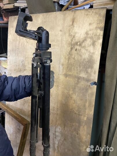 Штатив для фотоаппарата