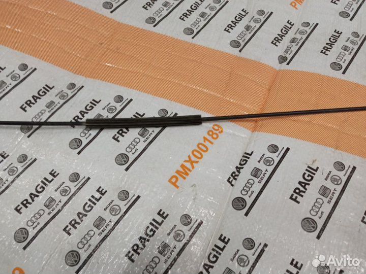 Трос капота Volkswagen Polo sedan 2011-2020