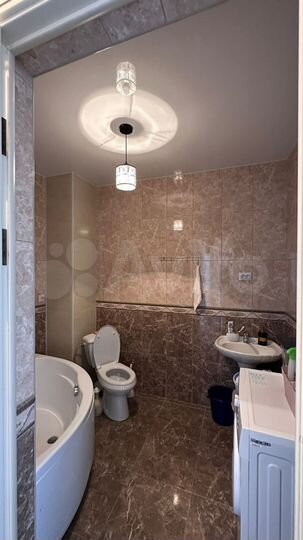 2-к. квартира, 78 м², 6/10 эт.