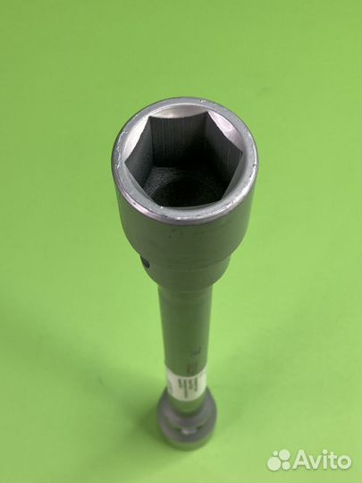 Ключ балонный двусторонний торцевой 30x32x400 мм F