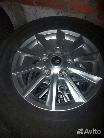 Bridgestone Blizzak DM-V3 275/60 R18