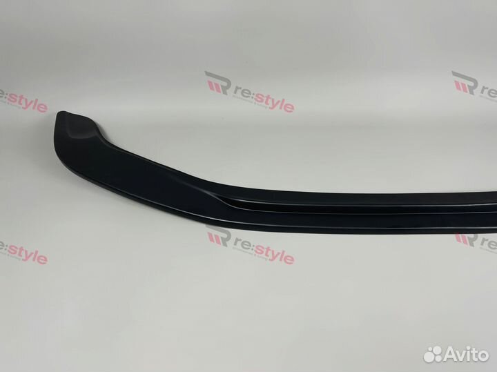 Сплиттер на бампер Lexus IS250